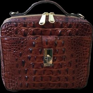 Beautiful Brahmin Evie crossbody